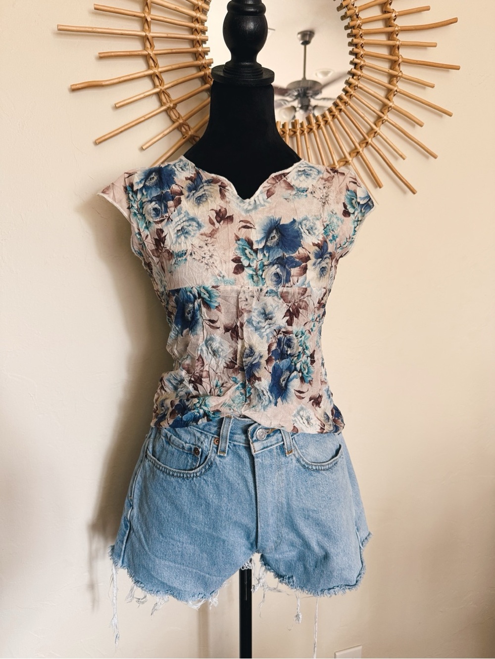 Floral Cap-Sleeve Women's Top in Blue & Cream